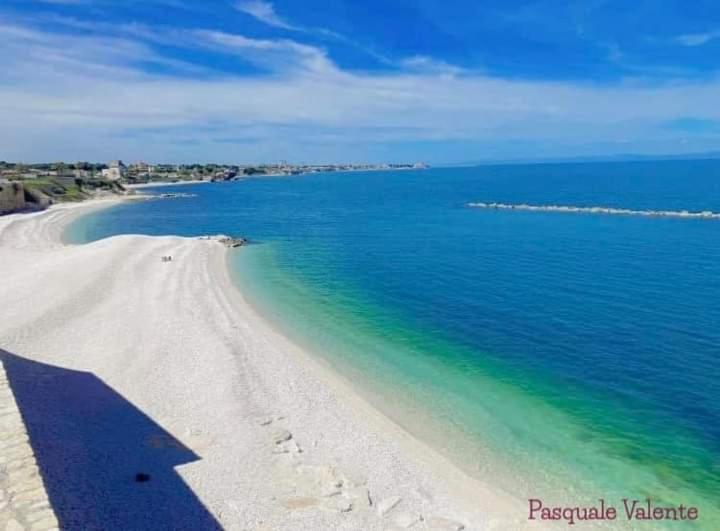 Amaste In Puglia Casa Vacanza Bisceglie Eksteriør billede